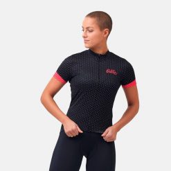 Koszulka rowerowa damska Odlo Stand-up collar ESSENTIAL rozpinana. Czarne koszulki sportowe damskie ODLO, xs, bez wzorów, bez ramiączek. W wyprzedaży za 179.99 zł.