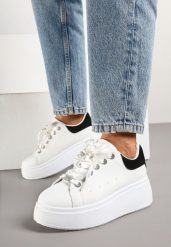 Biało-Czarne Sneakersy na Grubej Podeszwie z Cyrkoniami Vivanne. Czarne obuwie sportowe damskie Born2be, z jeansu, bez zapięcia. Za 84.99 zł.