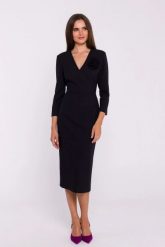 Elegancka sukienka ołówkowa z dekoltem V czarna. Czarne sukienki damskie Stylove, z aplikacjami, z elastanu, biznesowe, bez ramiączek. Za 449.00 zł.