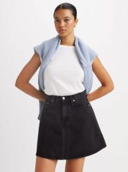 Levi's Spódnica dżinsowa w kolorze czarnym rozmiar: W28. Czarne spódnice damskie Levi's, s, z aplikacjami, z bawełny, klasyczne, mini. Za 114.71 zł.