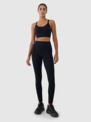 4F Legginsy treningowe bezszwowe damskie - czarne M/L. Czarne legginsy damskie 4F, l, bez wzorów, z dzianiny, z podwyższonym stanem, na fitness i siłownię. W wyprzedaży za 79.99 zł.