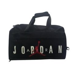 Torba sportowa AIR Jordan Duffle Bag MM0168-023. Czarne torby sportowe Jordan, bez wzorów. Za 199.00 zł.