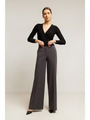 Stylove Spodnie w kolorze antracytowym rozmiar: S. Czarne spodnie materiałowe damskie Stylove, bez wzorów, z materiału. Za 234.95 zł.
