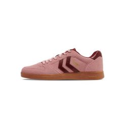 Buty halowe Hummel Perfekt CL. Brązowe obuwie sportowe casual damskie Hummel, bez zapięcia. Za 270.00 zł.