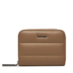 Portfel Calvin Klein. Brązowe portfele damskie Calvin Klein, bez wzorów. Za 149.99 zł.