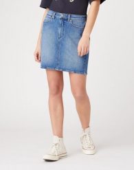 SPÓDNICA WRANGLER MID LENGTH SKIRT SANDY W245JX28Z 112127933. Spódnice damskie Wrangler, s, bez wzorów. Za 169.99 zł.
