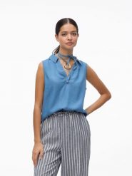 Vero Moda Bluzka w kolorze niebieskim rozmiar: M. Niebieskie bluzki damskie Vero Moda, m, bez wzorów, z lyocellu, bez kołnierzyka, bez ramiączek. Za 87.40 zł.