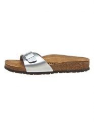 Birkenstock Klapki "Madrid" w kolorze srebrnym rozmiar: 35. Szare klapki damskie Birkenstock, bez wzorów, z otwartym noskiem, bez obcasa, bez zapięcia. Za 191.88 zł.