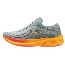 Buty do biegania damskie Mizuno Wave Skyrise 5. Brązowe obuwie sportowe damskie Mizuno, bez zapięcia, do biegania, mizuno wave. Za 617.55 zł.
