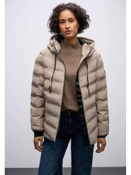 Street One Kurtka pikowana w kolorze beżowym rozmiar: 44. Brązowe kurtki damskie Street One, bez wzorów, bez kaptura. Za 425.06 zł.