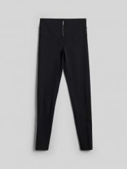 4F Legginsy dzianinowe damskie - czarne L. Czarne legginsy damskie 4F, l, bez wzorów, z dzianiny. Za 149.99 zł.