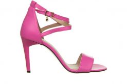 Sandały Bayla-159 4115 089-P Róż Lico 159139, Skóra naturalna - 38. Czerwone sandały damskie Bayla, bez wzorów, z materiału, z otwartym noskiem, bez obcasa, na szpilce, bez zapięcia. W wyprzedaży za 179.10 zł.