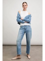 Blue Fire Dżinsy "Kaia" - Curved fit - w kolorze błękitnym rozmiar: W31/L27. Niebieskie jeansy damskie Blue Fire. Za 174.95 zł.