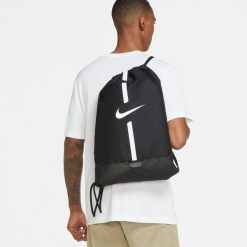 Torba sportowa unisex Nike Academy Gymsack pojemność 18 L. Czarne torby sportowe Nike, bez wzorów, z materiału. Za 84.99 zł.