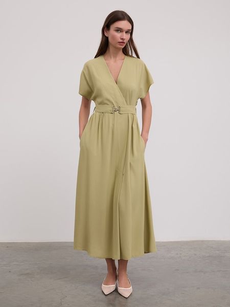 BGN Sukienka w kolorze khaki rozmiar: 38. Brązowe sukienki damskie BGN, bez wzorów, z tkaniny, bez ramiączek. Za 96.14 zł.