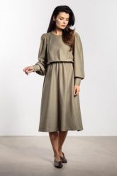 Elegancka sukienka rozkloszowana z długim rękawem zielona. Zielone sukienki damskie Infinite You, bez wzorów, eleganckie, bez ramiączek. Za 329.00 zł.