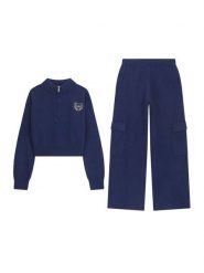 Guess Komplet sweter i spodnie materiałowe J6BG01 Z1287 Granatowy Regular Fit. Niebieskie swetry dziewczęce Guess, z aplikacjami, z materiału, bez kołnierzyka, bez ramiączek. Za 394.99 zł.