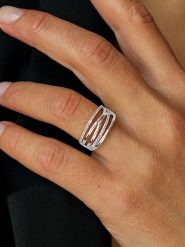 OR Carats Złoty pierścionek z diamentami rozmiar: 60. Szare pierścionki damskie OR Carats, z diamentem, złote. Za 2,166.99 zł.