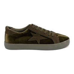 Seastar Ciemnozielone trampki damskie z gwiazdką. Trampki damskie bez wzorów, bez zapięcia. Za 73.16 zł.