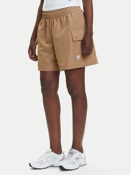 Adidas Szorty sportowe Essentials Woven JY2612 Beżowy Loose Fit. Brązowe spodenki sportowe damskie Adidas, xs, bez wzorów, z syntetyku. Za 129.99 zł.