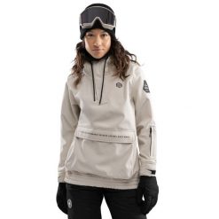 Damska kurtka snowboardowa Sporty zimowe SIROKO W3-W Haboob. Brązowe kurtki damskie SIROKO, na zimę, bez wzorów, z softshellu, bez kaptura. Za 844.00 zł.