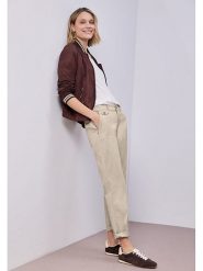 Street One Spodnie chino w kolorze beżowym rozmiar: W38/L28. Brązowe spodnie materiałowe damskie Street One, bez wzorów. Za 149.31 zł.