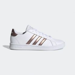 Damskie trampki na co dzień Adidas Grand Court K Biały. Białe trampki damskie Adidas, bez wzorów, bez zapięcia. Za 170.20 zł.