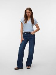 Vero Moda Bluzka w kolorze błękitnym rozmiar: S. Niebieskie bluzki damskie Vero Moda, s, bez wzorów, z bawełny, bez kołnierzyka, bez ramiączek. Za 77.45 zł.