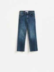 Jeansy flare cropped - granatowy. Niebieskie jeansy damskie Reserved. Za 109.99 zł.