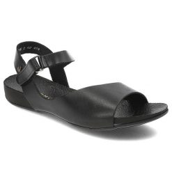 Czarne Sandały Armodo Stylowe Płaskie Obuwie Damskie. Czarne sandały damskie Armodo, bez wzorów, ze skóry, bez obcasa, na platformie, bez zapięcia. Za 269.00 zł.