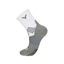 Skarpety sportowe VICTOR SK1010A. Białe obuwie sportowe casual damskie Victor, bez wzorów. Za 44.99 zł.