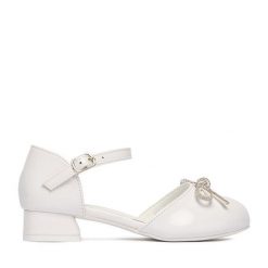 Baleriny JENNY. Białe baleriny dziewczęce Jenny, bez wzorów, bez obcasa, bez zapięcia. Za 99.99 zł.