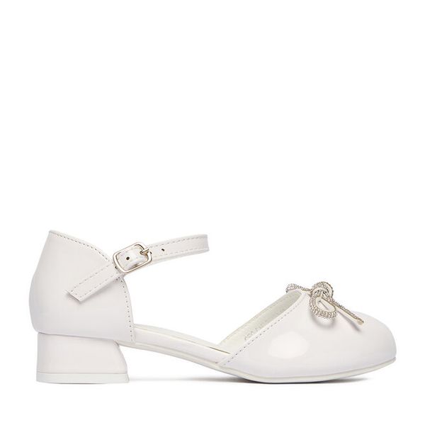 Baleriny JENNY. Białe baleriny dziewczęce Jenny, bez wzorów, bez obcasa, bez zapięcia. Za 99.99 zł.