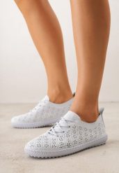 Niebieskie Ażurowe Tenisówki w Stylu Boho Tidira. Niebieskie obuwie sportowe damskie Renee, w ażurowe wzory, bez zapięcia. Za 69.99 zł.