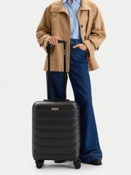 GINO ROSSI Walizka kabinowa CEO-GIN-S-001-05-BLACK Czarny. Czarne walizki Gino Rossi, bez wzorów, z tworzywa sztucznego. Za 259.99 zł.