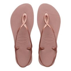 Japonki plażowe damskie Havaianas Luna. Czerwone klapki damskie Havaianas, bez wzorów, z gumy, bez obcasa, bez zapięcia. Za 119.99 zł.