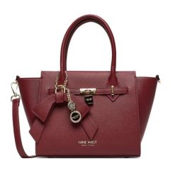Torebka Nine West. Czerwone torebki klasyczne damskie Nine West, bez dodatków. Za 349.99 zł.