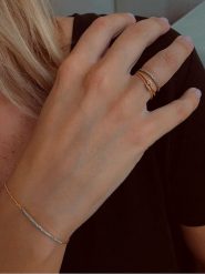 Les Petites Précieuses Pozłacany pierścionek z diamentami rozmiar: 54. Żółte pierścionki damskie Les Petites Précieuses, z diamentem, pozłacane. Za 131.74 zł.