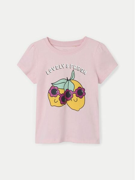 NAME IT T-Shirt Vibeke 13228146 Różowy Regular Fit. Czerwone koszulki i t-shirty dziewczęce Name it, bez wzorów, z bawełny, bez kołnierzyka, bez ramiączek. Za 29.99 zł.