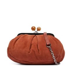 Torebka Weekend Max Mara. Brązowe torebki wieczorowe damskie Weekend Max Mara, bez wzorów, bez dodatków. Za 1,169.00 zł.