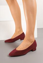 Bordowe Płaskie Czółenka w Klasycznym Stylu Doniveira. Czerwone czółenka damskie Born2be, bez wzorów, z satyny, bez obcasa, na obcasie. Za 59.99 zł.