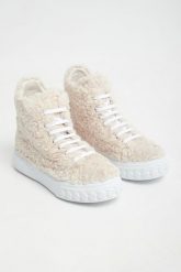 Sneakersy damskie wysokie CASADEI. Obuwie sportowe damskie Casadei, bez zapięcia. W wyprzedaży za 1,874.25 zł.