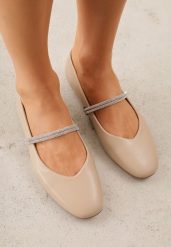 Beżowe Wsuwane Balerinki z Ozdobnym Paskiem z Cyrkoniami Rola. Brązowe balerinki damskie Born2be, z aplikacjami. Za 49.99 zł.