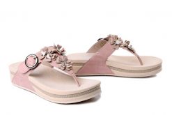 RIEKER V1466-31 pink, klapki japonki damskie. Brązowe klapki damskie Rieker, bez wzorów, bez obcasa, bez zapięcia. Za 271.92 zł.