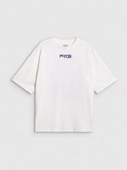 4F T-shirt loose z nadrukiem damski - biały M. Białe koszulki sportowe damskie 4F, m, bez wzorów, z materiału, bez ramiączek, snowboardowy. Za 79.99 zł.