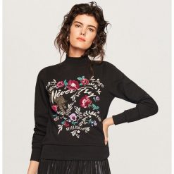 Bluza ze stójką - Czarny. Czarne bluzy damskie Reserved. W wyprzedaży za 29.99 zł.