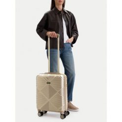 Walizka kabinowa Nine West. Żółte walizki Nine West, bez wzorów. Za 299.99 zł.