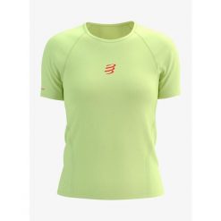 Koszulka do biegania damska Compressport Trail Racing S/S Tshirt. Zielone koszulki sportowe damskie Compressport, s, bez wzorów, bez ramiączek, do biegania. Za 298.99 zł.