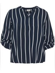 KAFFE curve Bluzka "Sida" w kolorze granatowo-białym rozmiar: 52. Niebieskie bluzki damskie KAFFE curve, bez wzorów, z wiskozy, bez kołnierzyka, bez ramiączek. Za 82.44 zł.