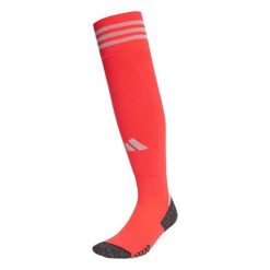 Skarpety piłkarskie adidas ADI25. Czerwone skarpetki damskie Adidas, bez wzorów, z materiału. Za 60.99 zł.